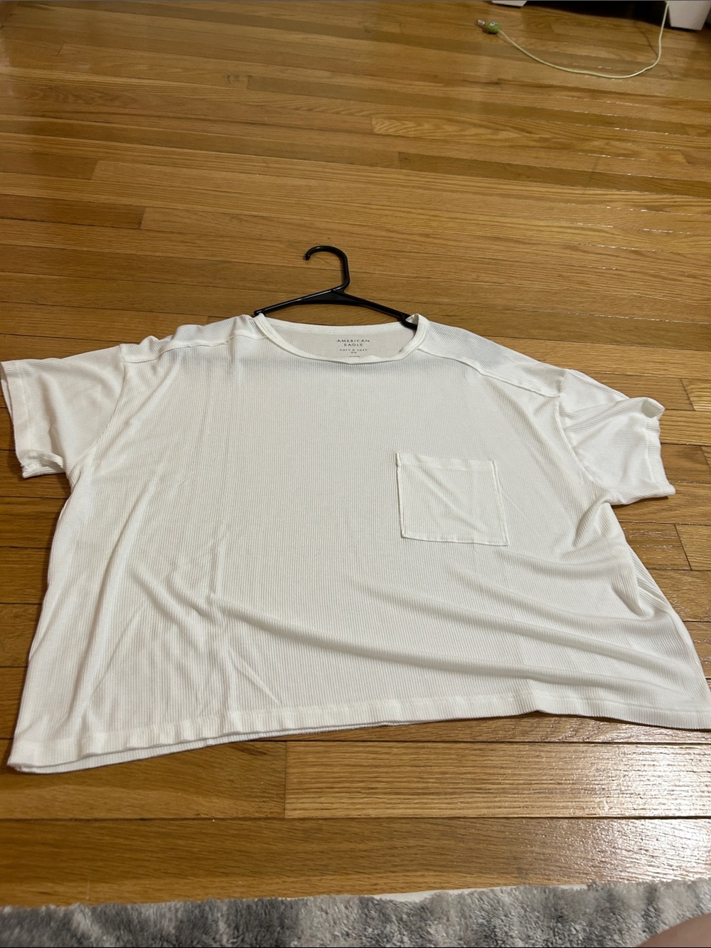 American Eagle Outfitters White Relaxed Pocket Tee